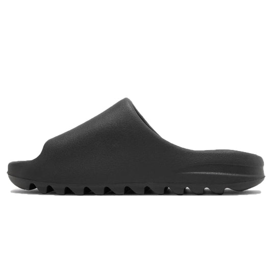 Yeezy Slide “Onyx”